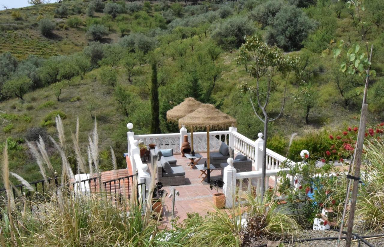 B&B And Apartments Cortijo La Zapatera Canillas de Aceituno Exterior foto